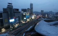 월세 0원에도 텅텅…깡통 상가 동대문이 울고있다