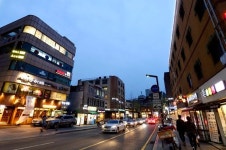 그들은 PC방·학원도 갔다···서초동 칵테일바 집단감염 우려