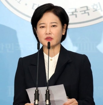 이탄희 작성 문건에 “이수진이 ‘중간 역할’했다