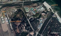 [단독]北, 김정은 머무는 원산 별장에 작년 승마장도 지었다