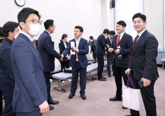 ‘김종인 비대위’ 운명, 오늘 당선인 총회서 결정 난다