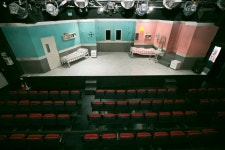 대학로 소극장에 관객 15명 소식에…구원투수 자처한 KT