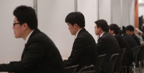 로스쿨 과외 뛰는 변호사들 서초동 로펌출신, 1시간 20만원