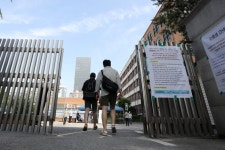 서울·인천·경기 격리환자 전국 81% 차지...2차 대유행 우려