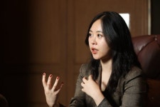 [단독]봉준호 입 샤론 최 봉감독 말투·표현·느낌 탐독했어요