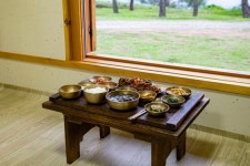 코로나에 유행 타는 독상···조선 땐 이미 다 그렇게 먹었다