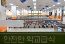 서울 오피스텔서도 벌레 신고···수돗물 유충 땐 급식 중단
