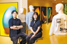 [라이프 트렌드&] ‘트렌드 중심’ MZ세대…힙한 감성을 자극하라