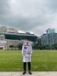 전국 의대생, 릴레이 1인 시위 이어간다