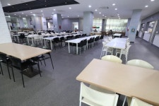 영남대학교자연관식당 | 대구 확진자, "다시 두자릿수 돌아섰다"…13명 추가 감염