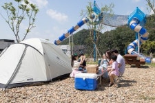 추캉스족 “감염 우려 적겠죠” 부산 캠핑장 예약률 100% 육박