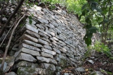 전북 시골에 2층으로 지어진 전통 한옥이 세워진 이유는?