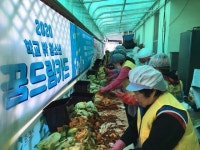 1㎏마다 6800원 기부영수증···1400가구 마음 녹인 김장김치