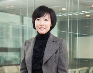 폴인마트 | [폴인인사이트] "코로나 암초 만난 백화점·마트, 인수합병 외에 답 보이지 않는다"