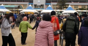봉쇄 3단계 대신 2.5단계 유지할듯…선제검사 확대에 무게