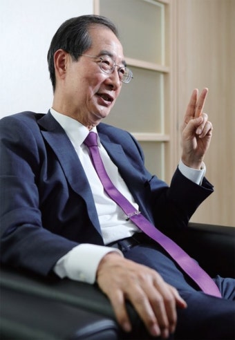 [월간중앙] 한덕수 전 총리가 말하는 ‘바이든 행정부 대처법’