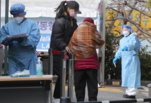 부산에서 또다른 요양병원 10명 확진…15일에만 39명 확진