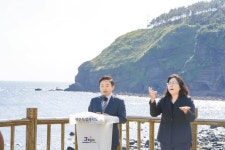 [미래를 선도하는 제주]  ‘환경의 보물섬’  난개발 마침표 찍고 청정 자연 지키기 나선다