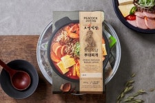 [폴인인사이트] 오뎅식당 손잡은 부대찌개로 대박, 피코크 밀키트 매출 115% 성장의 비결