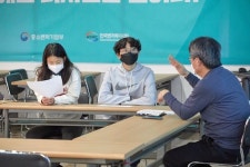 [소년중앙] 흙이 없어도 날씨가 나빠도 채소가 쑥쑥 자라는 농장에 가다