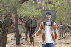 [2030 서울탈출기]① 그물망 쓰고 꿀 따러 다닌다, 반도체 회사 때려치운 이 남자