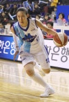 유튜브로 발표한 BNK 새감독, '명품 포워드' 박정은
