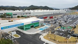 말많고 탈많던 광주형 일자리…글로벌모터스 드디어 첫 차 [영상]