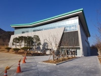 우여곡절 끝 박정희 대통령 역사자료관 구미서 개관