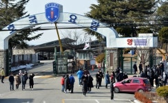 바지에 오줌 쌌다 훈련소 화장실 파문에…軍 상당히 송구