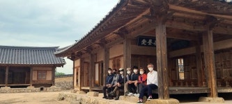 “별빛이 쏟아지는 보현2리 마을에서 한 달 살아보세요”