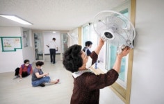 [한 컷] 다시 여는 어르신 쉼터