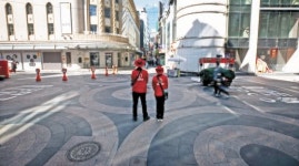 트래블 버블에 주가 치솟는데, 직원 80% 휴직···여행사 현실