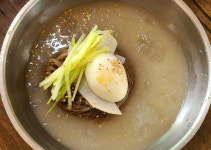 식초 대신 까나리액젓 뿌린다, 냉면 지식 무참히 깬 사곶냉면