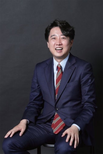 [월간중앙] ‘혁신하는 젊은 보수’ 이준석 국민의힘 대표