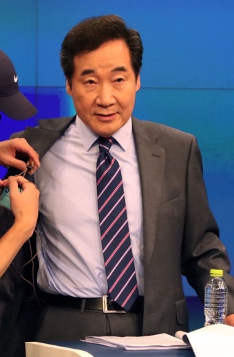 이재명 공격하는 이낙연, 이낙연 공격하는 추미애