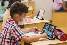 수도권 학교, 오늘부터 전면 원격수업…학원은 10시까지 운영