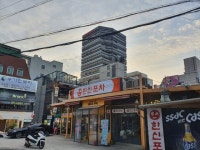 한신포차 너마저···백종원 떠난 백종원 거리에 빈 점포 속출