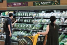 ‘열 받은’ 고깃값…한우 등심 8%↑ 삼겹살값 10%↑ 닭고기 13%↑