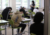 12세에 고졸, 80대에 초졸…서울 검정고시 3484명 합격