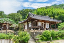 BTS처럼…툇마루에 걸터앉아 바람노래 들어볼까