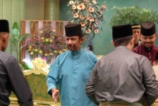 왕궁에서 국민 12만명 밥 먹인다 … 브루나이 국왕의 명절 플렉스