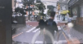 아이들 앞 갑자기 뒤통수 퍽퍽···태권도 관장 이 악물고 참았다