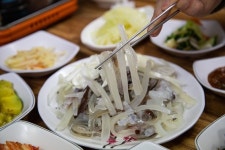 울릉도 오징어 가을 대풍년, 작년 두 배···뱃멀미·숙취엔 이게 별미