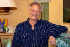 다큐 ‘누렁이’ 감독 “문 대통령 논의 동참 기뻐…개 농장 폐쇄하고 농장주 지원해야”