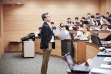 [MBA로 가는 길]7개 MBA 과정과 3개 석사과정 운영…기술·경영 아우르는 융합형 리더 양성