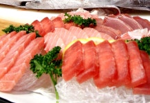 여친과 참치집 갔는데 돈 아까워…모텔서 닭발 시킬걸 글 논란