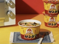 PC방 레시피 통했다…너구리에 이것 섞자 230만개 대박
