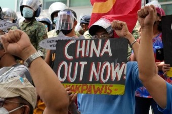 남중국해 '물대포 충돌'…필리핀 