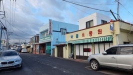 [더오래]서울 단골도…제주서 68년째 한우물 파는 80세 이발사