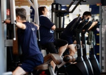 이와중에 헬스장 하나 더 낸다…코로나 이긴 사업들 보니